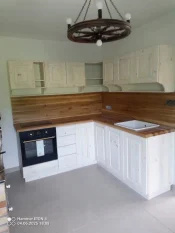 kuchynská linka z masívneho dreva chalupársky nábytok na mieru výroba kuchynských liniek z masívneho dreva na mieru kuchynská linka z masívneho dreva chalupársky nábytok na mieru výroba kuchynských liniek z masívneho dreva na mieru
